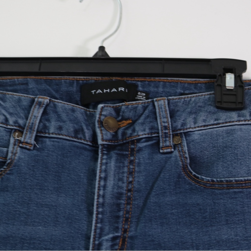 Tahari Women's Classic Skinny Kelly Jeans in Classic Blue Sz 8/29 - Picture 2 of 6
